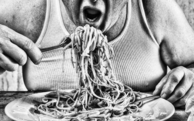SÍNDROME DE DOOMSCROLLING: EL TAZÓN DE SOPA SIN FONDO