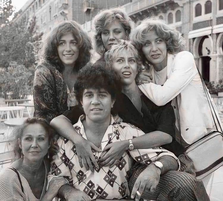 EL FLAUTISTA DE HAMELIN O EL JEFE QUE PROMETE Y NUNCA DA