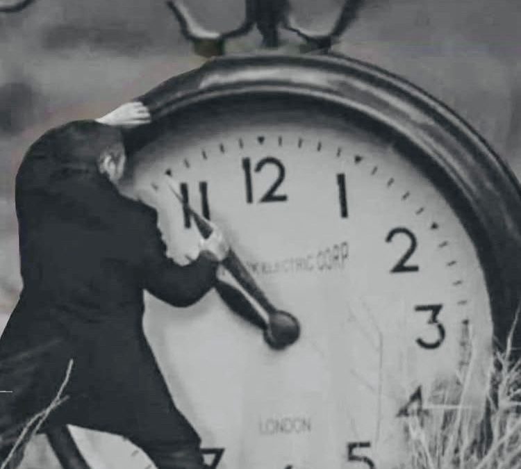 ANSIEDAD LABORAL ASOCIADA AL RENDIMIENTO